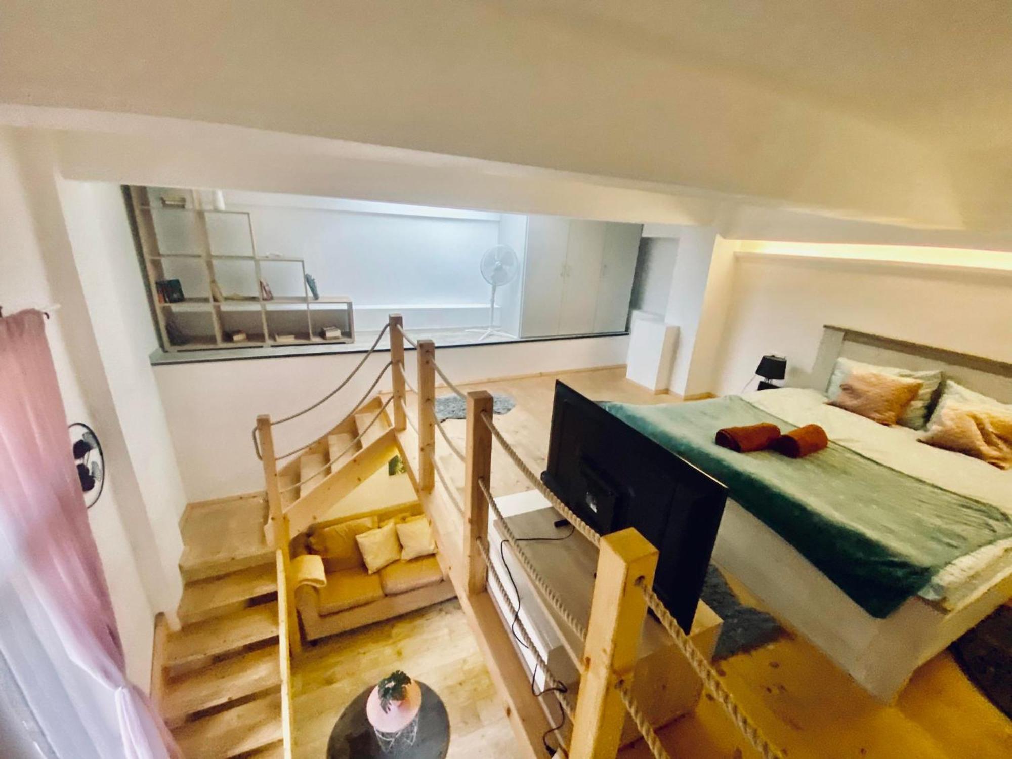 The Central Apartament Apartment Клуж-Напока Екстериор снимка